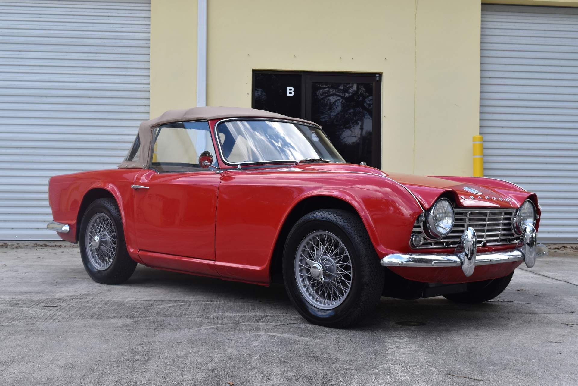 1962 Triumph TR4 Red (30).JPG