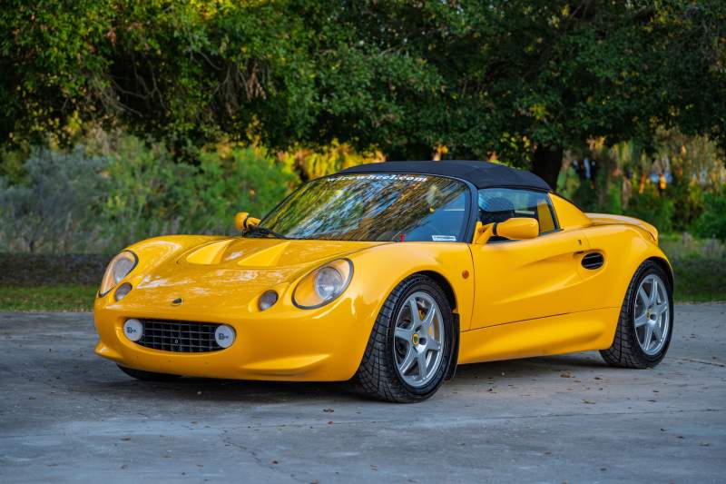 1999 Lotus Elise 111S Yellow-4