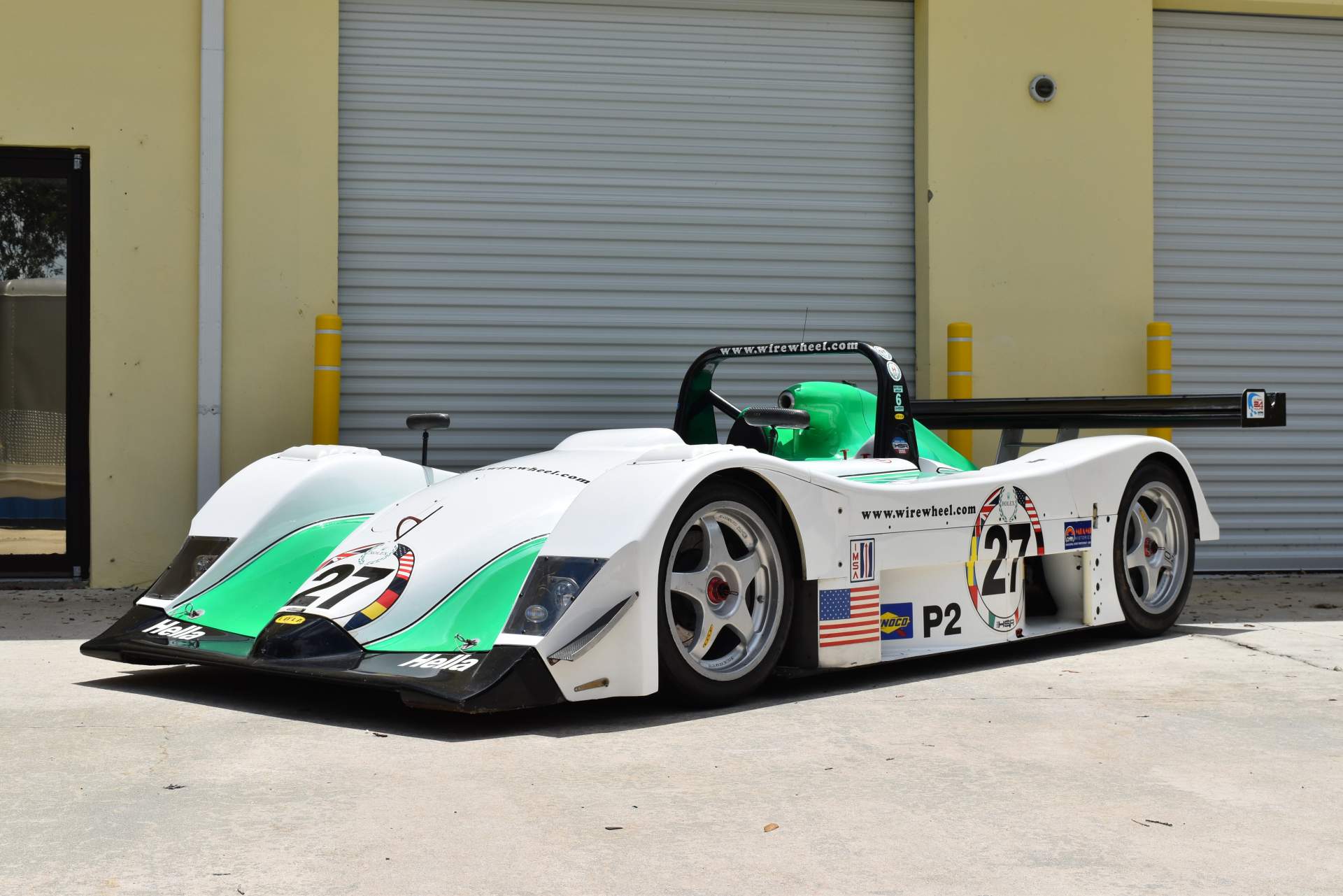 2000 Lola B2K40 (4).JPG