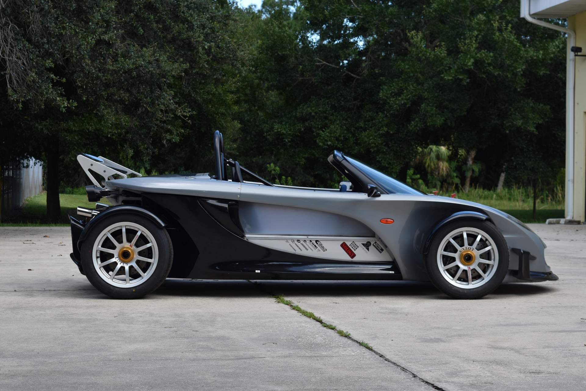 2000 Lotus 340R (45).JPG
