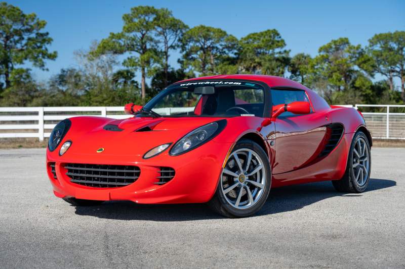 2005 Lotus Elise Ardent Red_blk-01