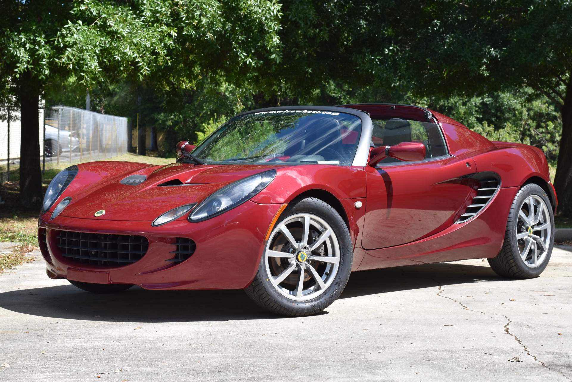 2005 Lotus Elise Bordeaux Red for sale (31782) | Wire Wheel of Vero