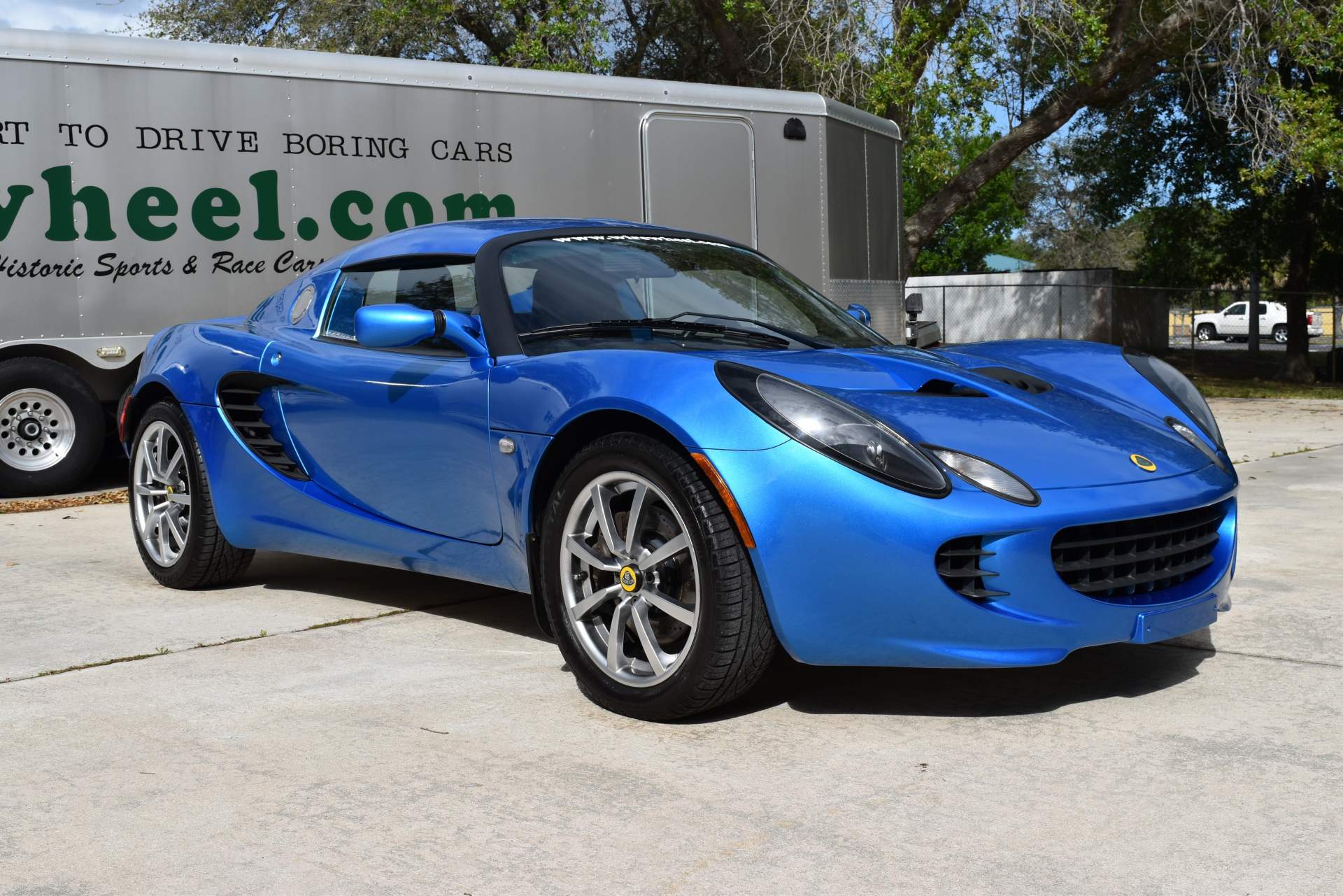 2005 Lotus Elise Laser Blue (38).JPG