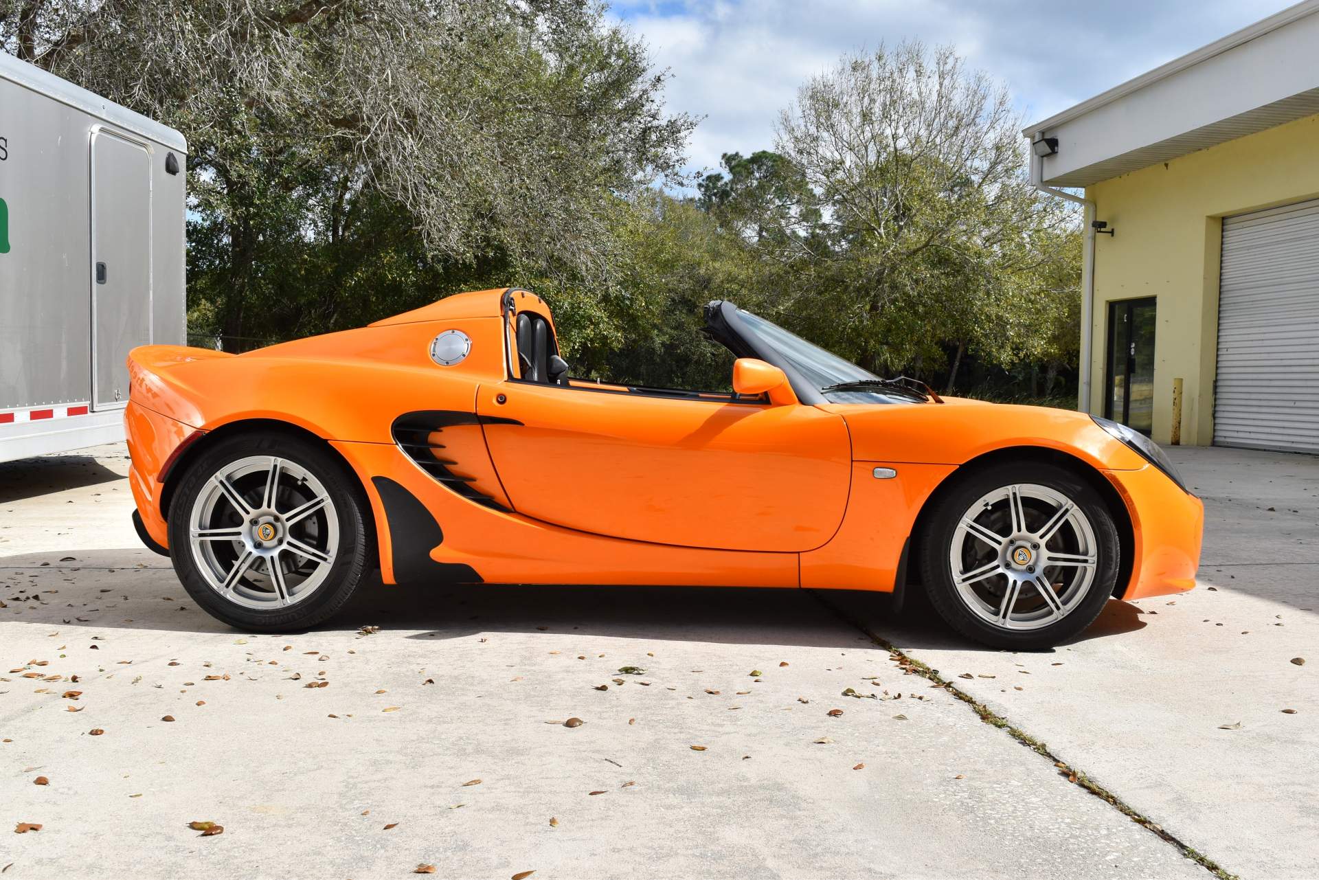 2005 Lotus Elise Orange (39).JPG