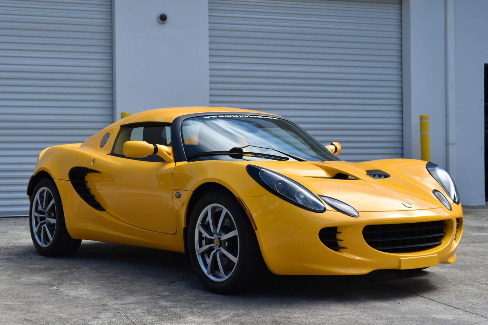 2005 Lotus Elise in Yellow (31602) Wire Wheel of Vero Beach, FL