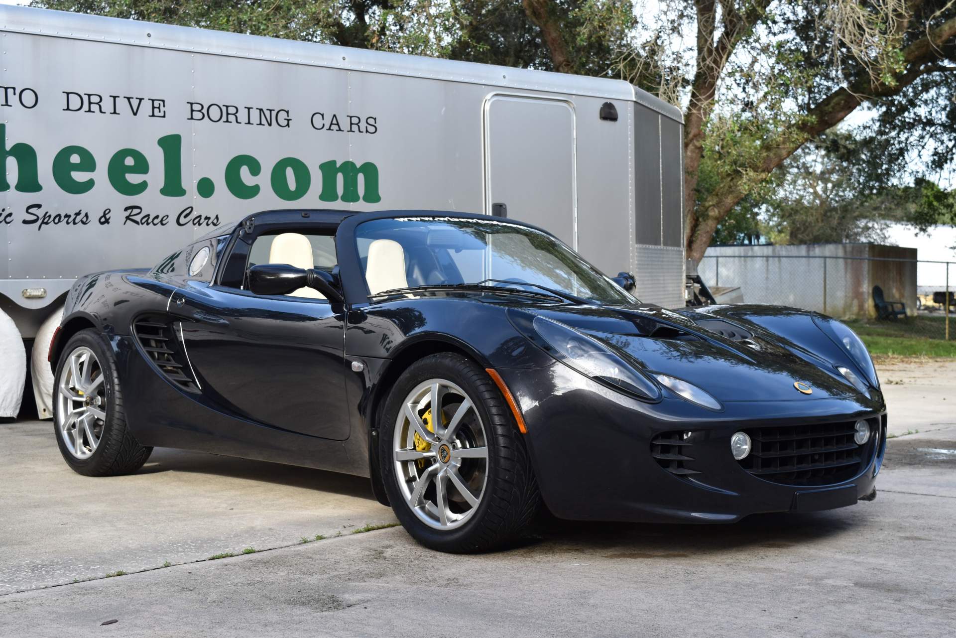 2006 Lotus Elise Starlight Black 30161 (40).JPG