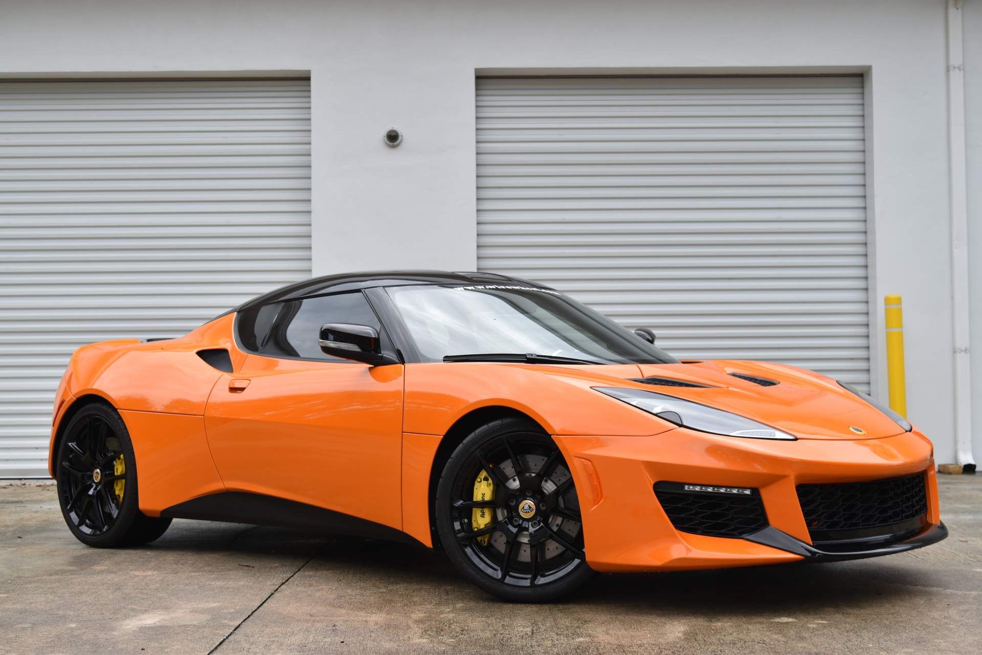 2017 Lotus Evora 400 Orange (1).JPG