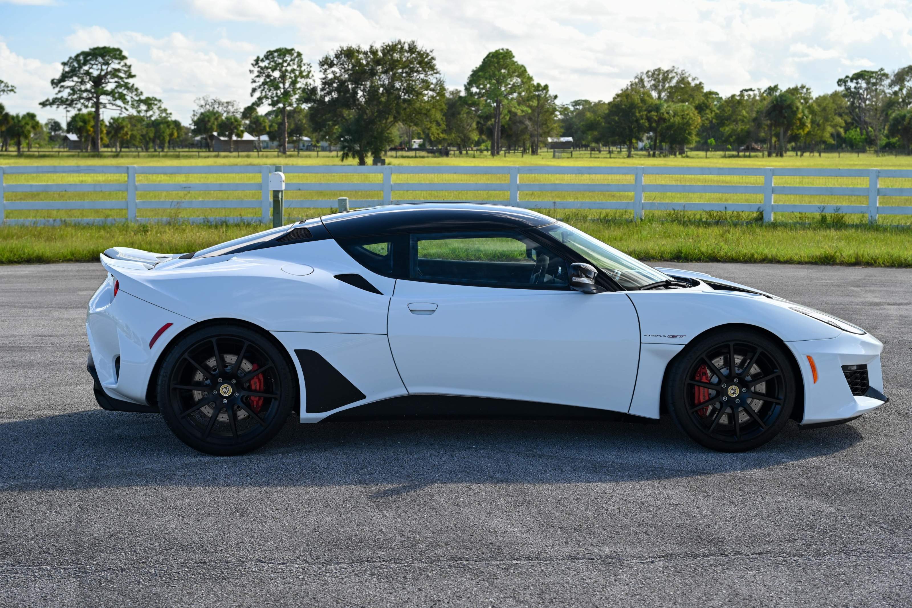 This 2017 Lotus Evora 400 Is A Cracking British Sports Car | Motorious This 2017 Lotus Evora 400 Is A Cracking British Sports Car | Motorious