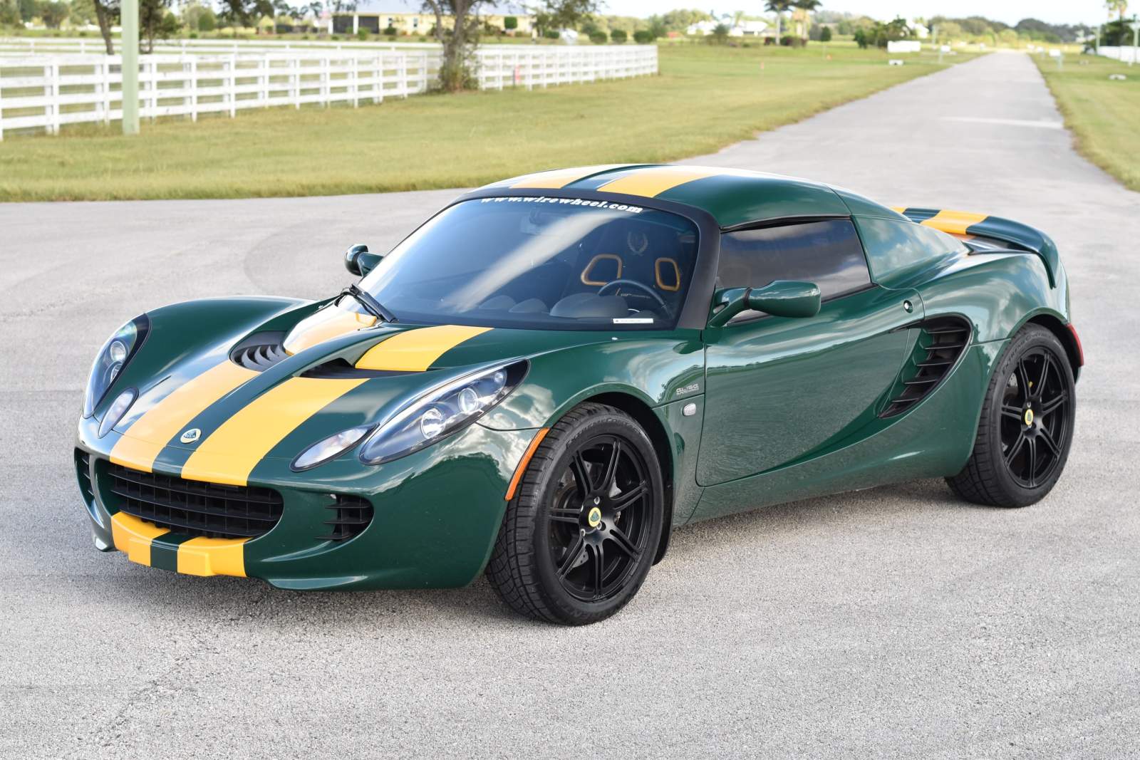 2008 Lotus Elise SC 60th Anniversary (31769) | Wire Wheel of 2008 Lotus Elise SC 60th Anniversary (31769) | Wire Wheel of